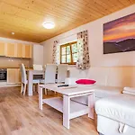 S4 Kouty Apartmán *