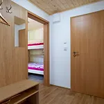 S4 Kouty Apartmán *