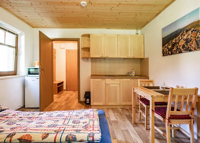 S4 Kouty Apartamento *